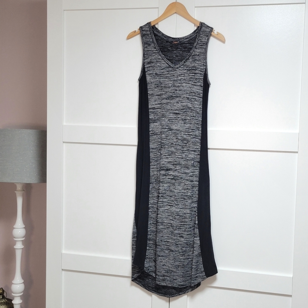 Dex Maxi Dress (Fits M)